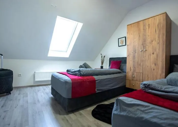 Apartman Livemore24 - 5 In West 24-7 Check-in *